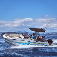 Outboard center console boat 805 Openskisport-fishing10-person max.