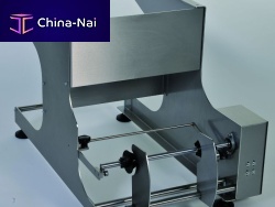 Film rewinder-winder roller