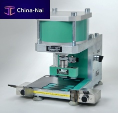 Pneumatic press EP 02cuttingrubberfor plastics