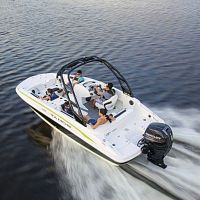 Outboard deck boat 1950wakeboardski10-person max.
