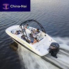Outboard deck boat 1950wakeboardski10-person max.
