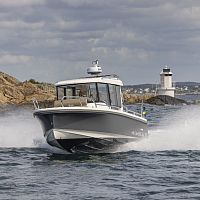 Outboard cabin cruiser Commuter 8wheelhouse8-person max.1-cabin