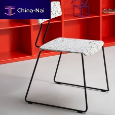 Contemporary dining chair Aveny-Tindoorrecycled plasticlacquered metal steel base