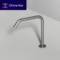 Metal washbasin spout highcountertop