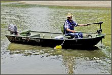 Outboard jon boat 436FLD & 436Fsport-fishing