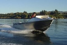Outboard runabout 440 ANGLER DORYdual-consolesport-fishing