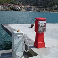 Fixed pump-out SUCTION COLUMNSfor marinasfor boats