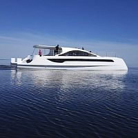 Catamaran motor yacht Class 6 cruisingelectrichybrid