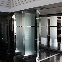 Folding partition F1aluminumglasscommercial