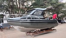 Outboard day fishing boat LEADER 588wheelhouse6-person max.teak deck