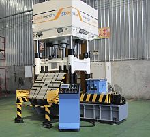 Oleodynamic press HMG-70ES1008die-spotting4-columnwith movable table