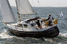 Cruising sailboat 3211-cabinwith deck saloon