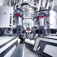 Blown film extrusion line VAREX IIfor thermoplasticsfor PE11-layer