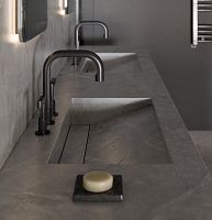 Dekton® washbasin with counterdouble3-hole