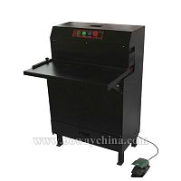 Semi-automatic punching machine for paper