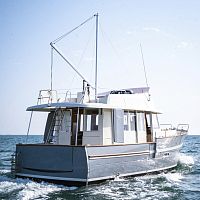Inboard trawler 34semi-displacement hullflybridgewheelhouse