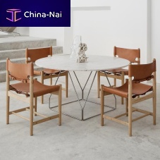 Scandinavian design dining chair THE SPANISHindoorleatheroak base
