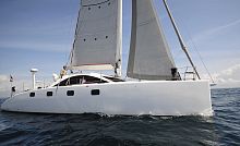 Catamaran Class 4 cruisingracing4-cabin