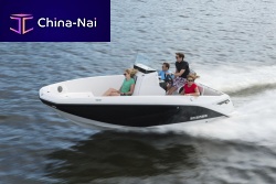 Inboard center console boat 195 G8-person max.with T-topsundeck
