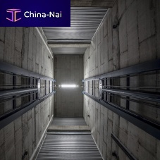 Hydraulic freight elevator for heavy loadscommercialindustrial