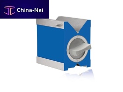 Magnetic clamp