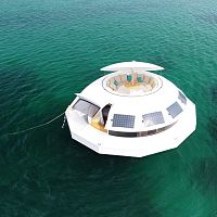 Hotel floating structure ANTHENEA LOFTfor special events