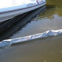 Pollution control boom VHErigid-floatriver