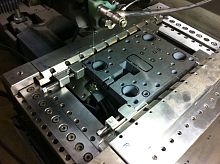 Mold base