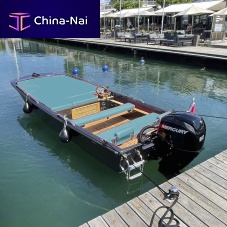 Outboard small boat 17displacement hullopenside console