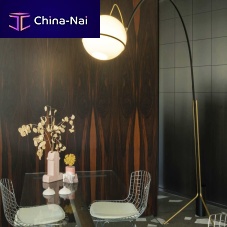 Floor-standing lamp ALICANTOpainted metalglasscontemporary