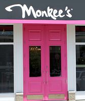 Entry door MONKEE'S 506woodenswingsemi-glazed