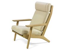 Contemporary armchair GE 290Aleatherby Hans J. Wegner