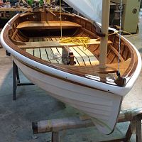 Double-handed sailing dinghy 9Ptraditionalrecreationalcatboat