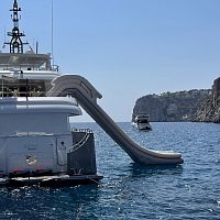 Slide water toy for yachtsinflatable