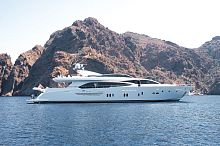 Cruising super-yacht 3500flybridgeshaft drive5-cabin
