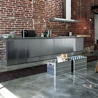 Contemporary kitchen E5stainless steellargehandleless