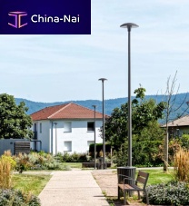 Cast aluminum lamp post AXESSurbangardencontemporary