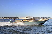 Outboard express cruiser PICNIC CLUB SPORT®gasolinetwin-enginehard-top