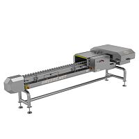 Vegetable cutting machine