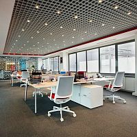 Aluminum suspended ceiling QUADRO Spanelfor officeacoustic