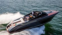 Inboard runabout RIVAMAREdual-consoleopen8-person max.