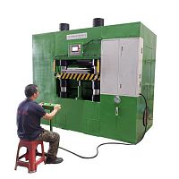 Die cutting machine JLP seriesfor papersheet metalprecision