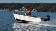 Outboard center console boat 535 PROside consolesport-fishing8-person max.