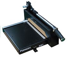 Plastic cutting machine HS1for printed circuit boards