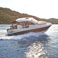 Outboard cabin cruiser Activ 905 Weekendtwin-enginehard-topfishing