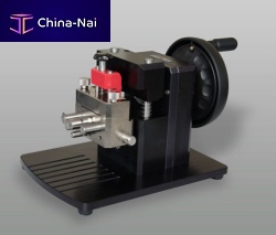 Notching machine