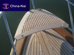 Teak grating per pruaccinibow