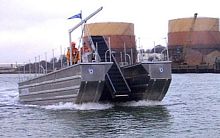 Oil spill recovery boat EnviroCatcatamaraninboardaluminum