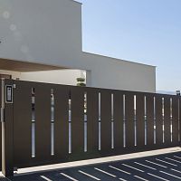 Sliding gate CANTILEVER galvanised steelwith barsperforated sheet metal