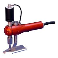 Hand-held fabric cutter